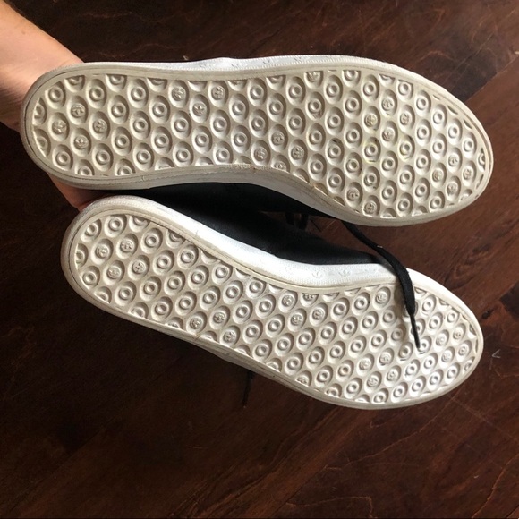 Adidas black lace up sneakers size 7 - Picture 3 of 4